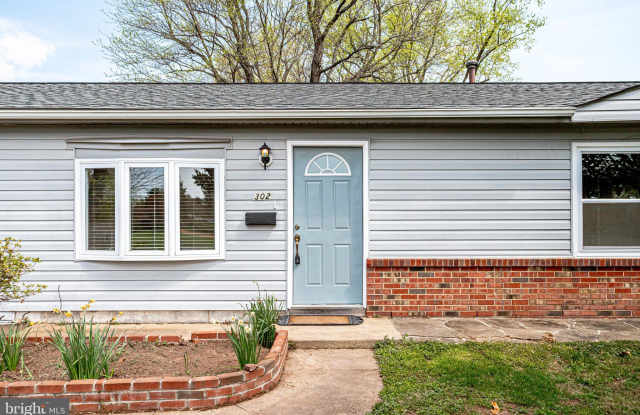 302 W HOLLY AVENUE Gallery 4