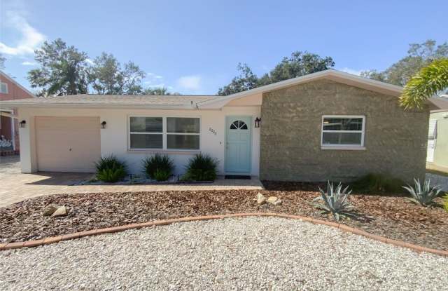 2020 PRINCETON AVENUE - 2020 Princeton Avenue, Dunedin, FL 34698 2020 PRINCETON AVENUE - 2020 Princeton Avenue, Dunedin, FL 34698