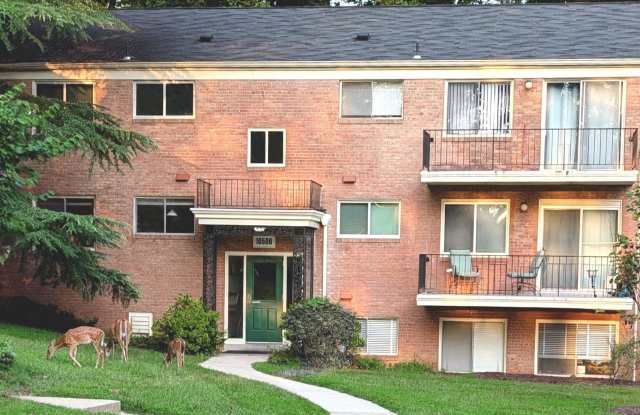 10506 WEYMOUTH Street photos photos