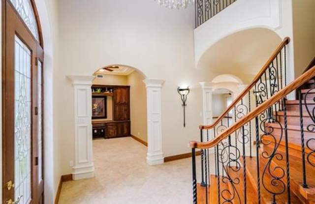 6134 Lago Vista Dr Gallery 4