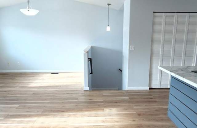 Stunning updated 4 bed conveniently located Gallery 4
