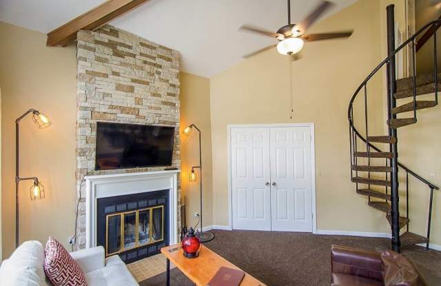 1113 Waggoner Ct, W Gallery 3