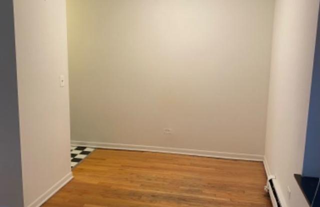 516 W Melrose St 2 Gallery 2