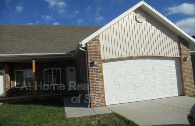 650 S Rilynn photos photos