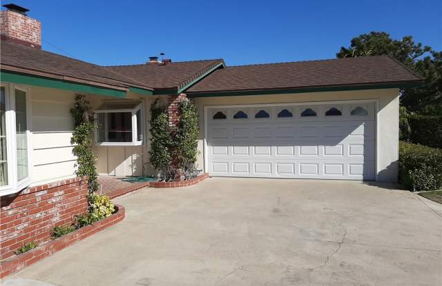 1707 Lark Ellen Drive Gallery 2
