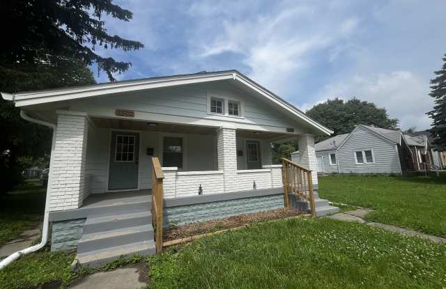 1504 N Gladstone Avenue N photos photos