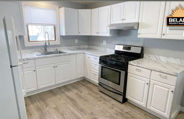 25 Pleasant Street photos photos