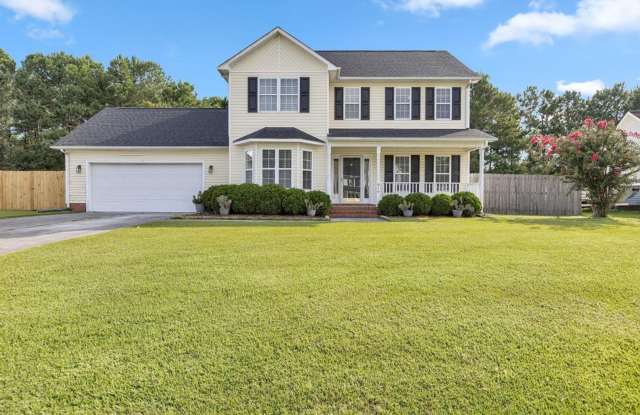 Spacious 4BR/2.5 Bath in the Jacksonville Commons Area Gallery 1