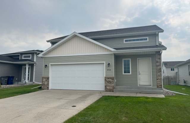 3 Bed 2 Bath Single Family Home photos photos