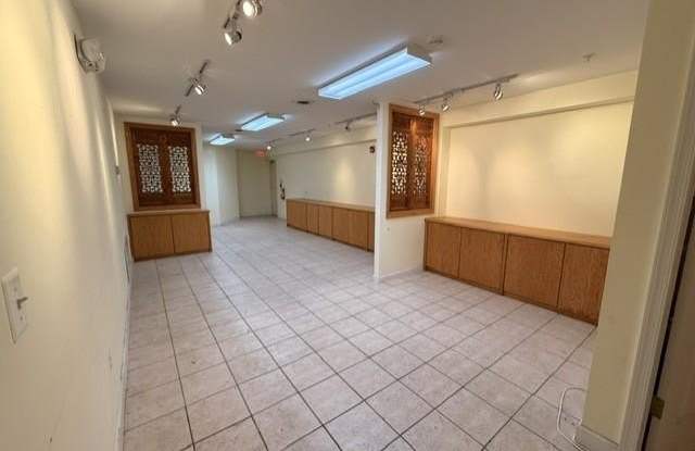 324 MAIN ST Gallery 2