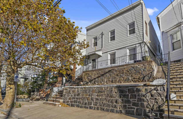 368 LIBERTY AVE - 368 Liberty Avenue, Jersey City, NJ 07307
