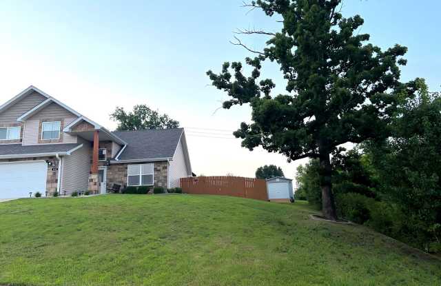 Beautiful home close to Post! Gallery 4