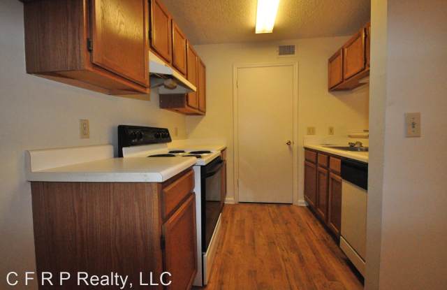 8683 Key Royale Ln #101 Gallery 2