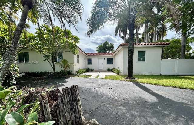 222 SE 1st St photos photos 222 SE 1st St photos photos