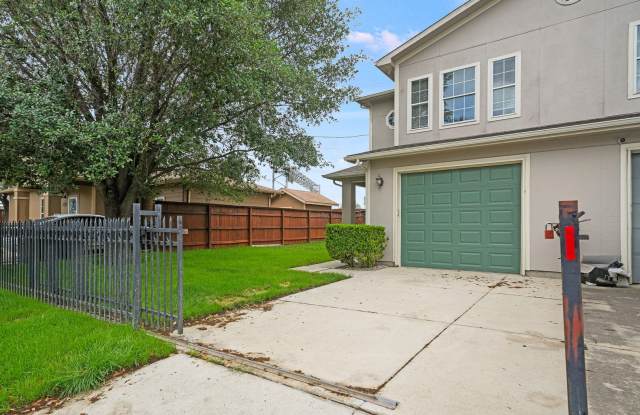 2910 Owasso Gallery 1