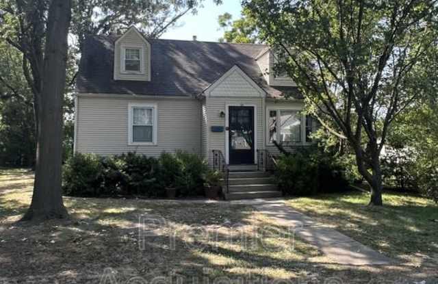 126 E 3rd photos photos
