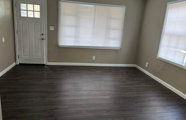 “Move-In Ready 2-Bedroom with Expansive Yard” Gallery 4