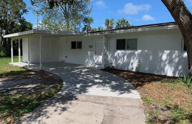 726 Lund Court - 726 Lund Court, Melbourne, FL 32901