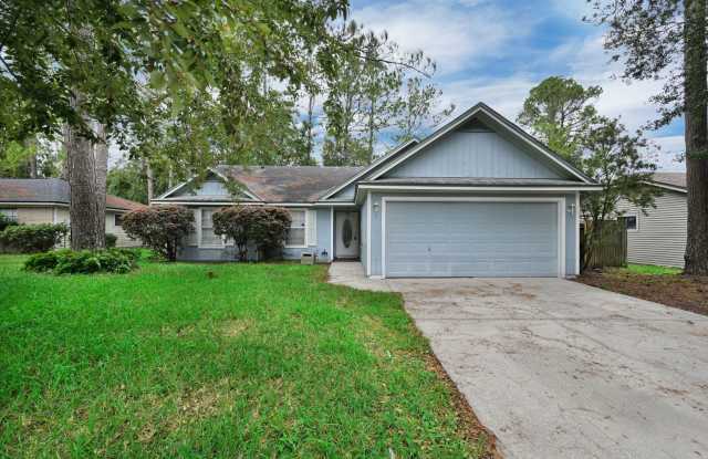 Move In Now & Pay $0 Rent! Welcome to this charming 3 bedroom, 2 bathroom home located in Jacksonville, FL Gallery 3