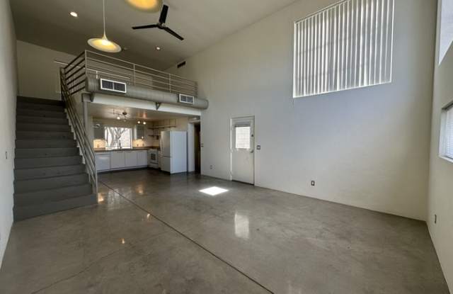 1250 East Manlove Street - 1250 East Manlove Street, Tucson, AZ 85719