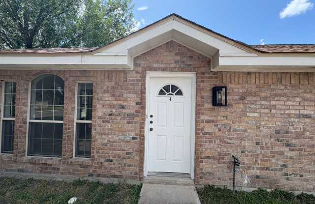2207 West Candlelight Lane - 4 photos photos