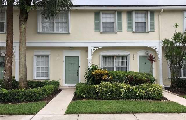 9960 NW 57th Manor unit: 9960 photos photos