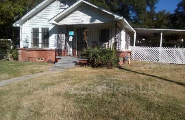 1811 Nowlin St photos photos