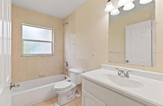 1937 RIDGEWOOD Drive Gallery 3