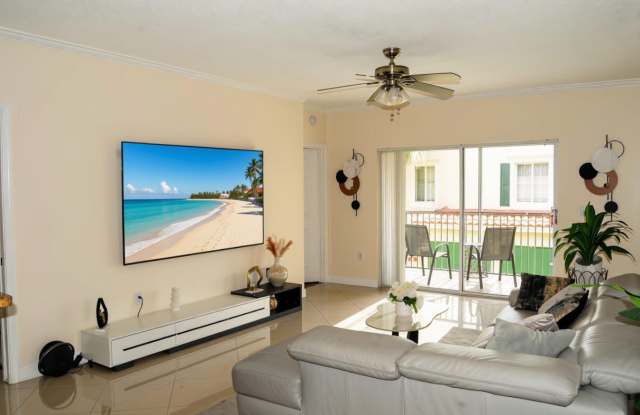 11685 W Atlantic Boulevard Gallery 4