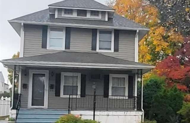 344 Rochelle Avenue 2 photos photos