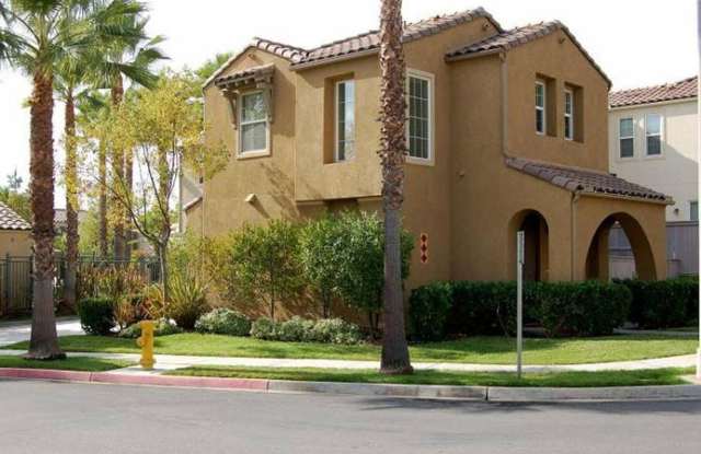Gorgeous 3 bedroom, 2.5 bathroom, 2 story in Teatro Community - 943 Teatro Circle, El Cajon, CA 92021