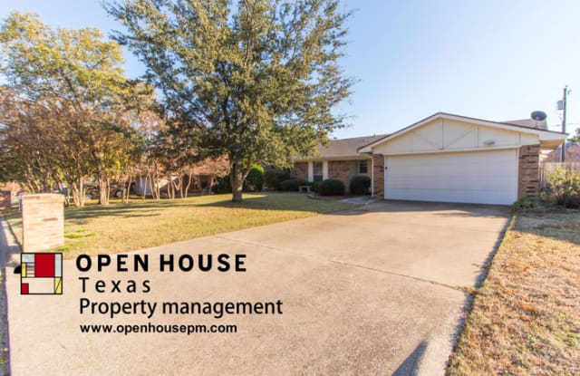 2731 Kimberly Drive - 2731 Kimberly Drive, Grapevine, TX 76051