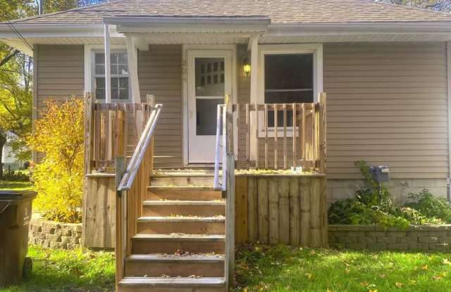 224 S. Mifflin Ave. Lansing, MI 48912 photos photos 224 S. Mifflin Ave. Lansing, MI 48912 photos photos