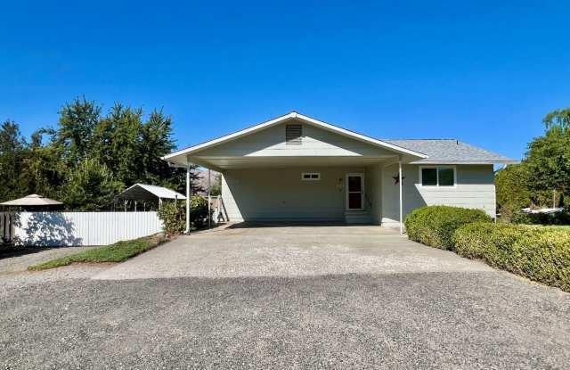 Spacious 3 bed/2 bath home with RV/Boat parking, shop and storage shed, a/c, deck with VIEWS and more! photos photos