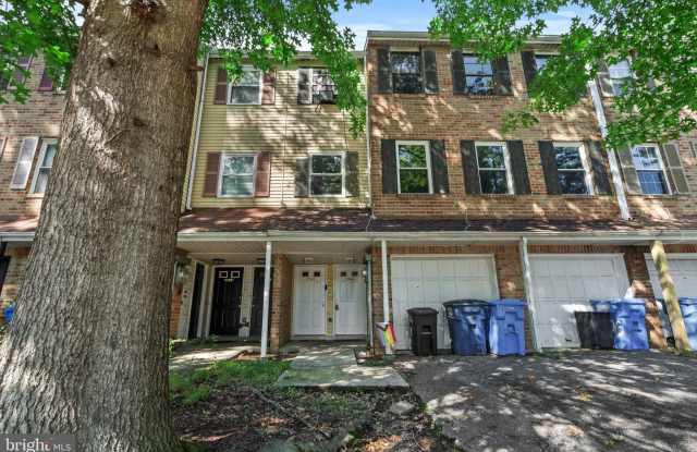 206 A CHAUCER Court photos photos