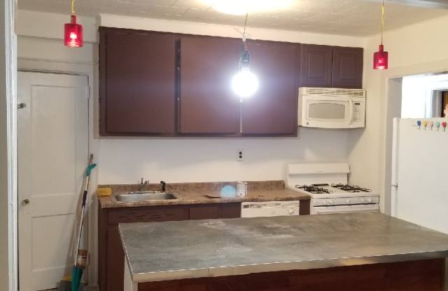 27 Hinsdale Avenue Gallery 3