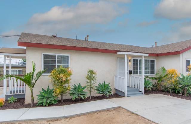 Refreshed 2 Bed/1 Bath Single Family Home in the Mount Hope Neighborhood photos photos