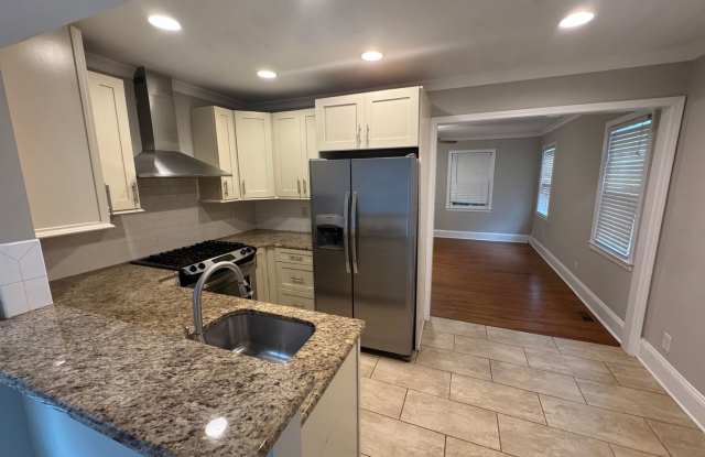 1809 Fulton Ave photos photos