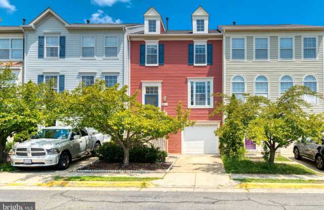 2455 FOX STREAM LN - 2455 Fox Stream Lane, McNair, VA 20171