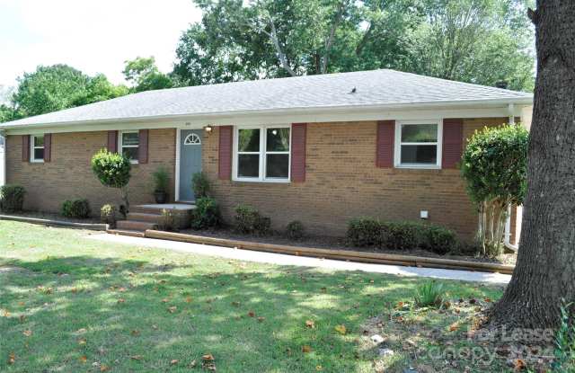 200 Smith Circle - 200 Smith Circle, Stallings, NC 28104