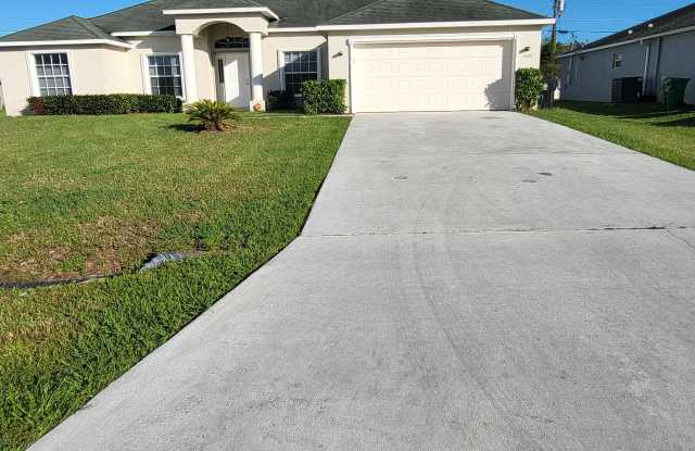 4209 SW Whitebread Road photos photos