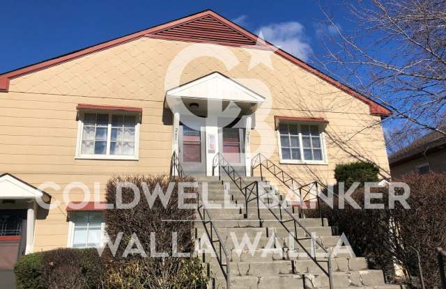 Ren-Franklin Court Apts. photos photos