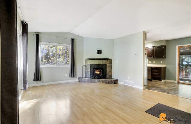 Eagle River Home w/ Fenced Yard, Sunroom, and Garage! photos photos