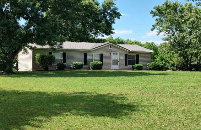 Maryville 37803 - 3 bedroom, 2 bath home. -  Contact Troy Adams (865) 233-6949 photos photos