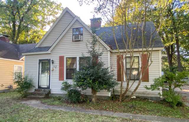 4 bed, 2 bath near the University of Memphis photos photos