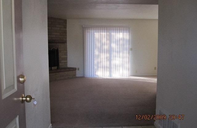 Southwest Home for Rent Gallery 3