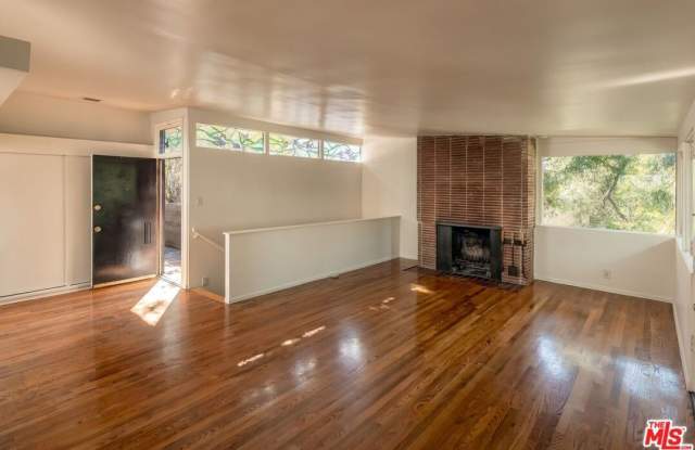 2409 Panorama Ter Gallery 3