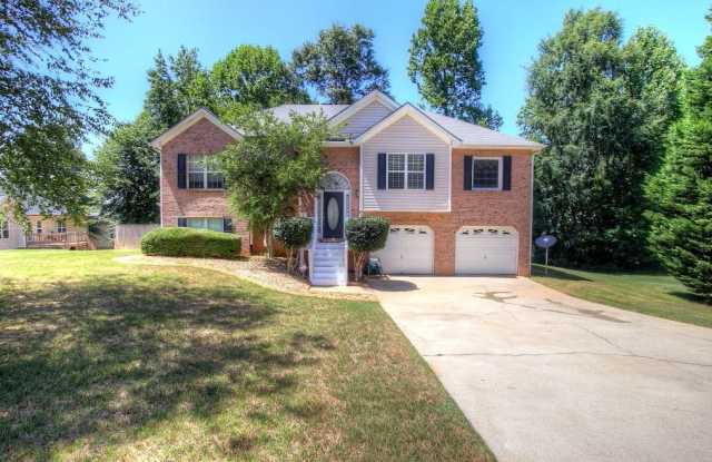 1122 Silver Moon Trail - 1122 Silver Moon Trail, Lithia Springs, GA 30122
