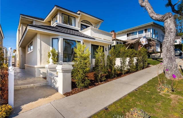 411 Poppy Avenue - 411 Poppy Avenue, Newport Beach, CA 92625