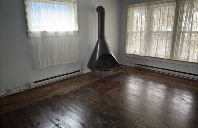 10 Chautauqua Avenue - 1 Gallery 2